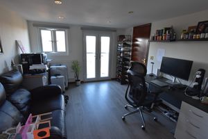 Photo 32- click for photo gallery